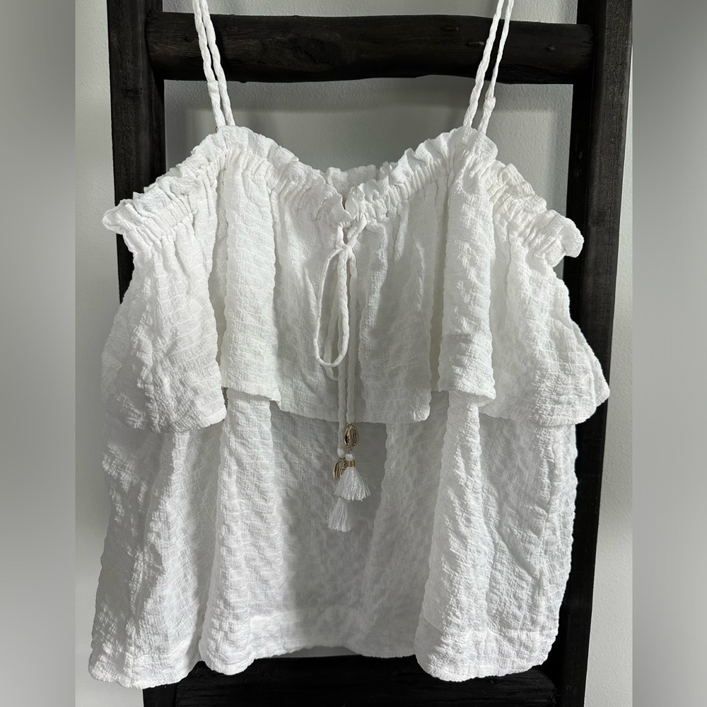 Lilly Pulitzer white tank top with shell beads